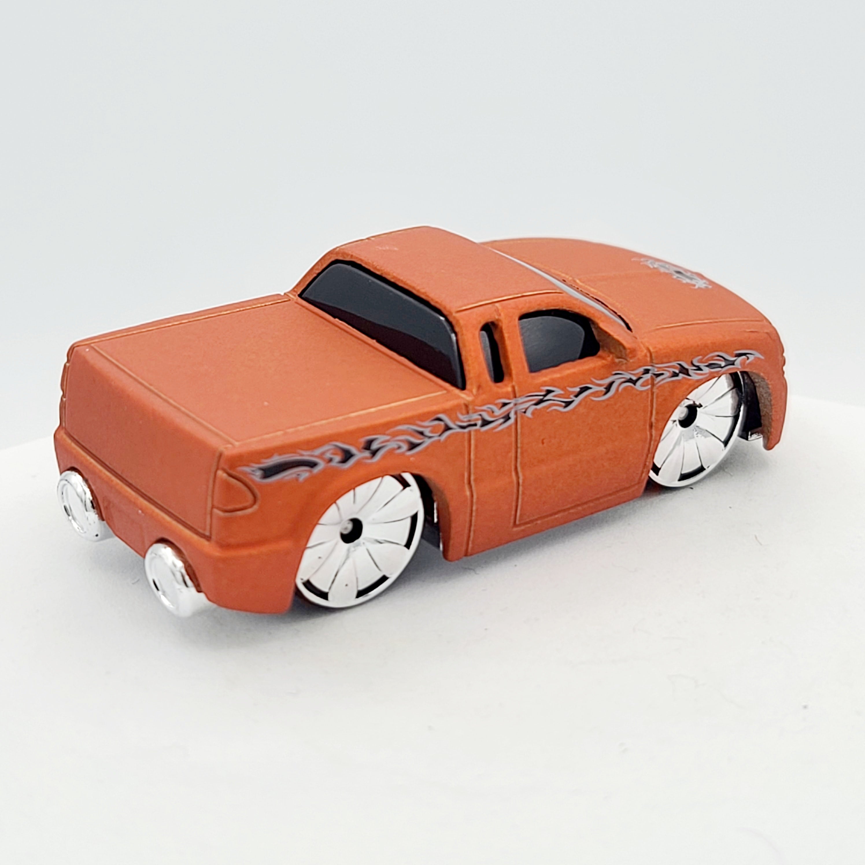 Hot Wheels Tooned Chevy S10 (2006 HW Basic - Twenty+)